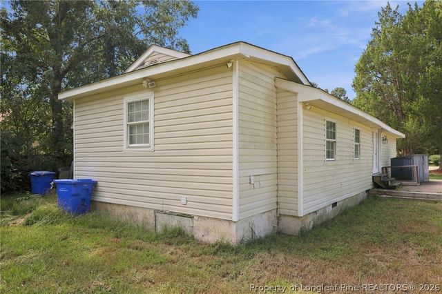 1443 Strickland Bridge Road, Fayetteville, NC 28304
