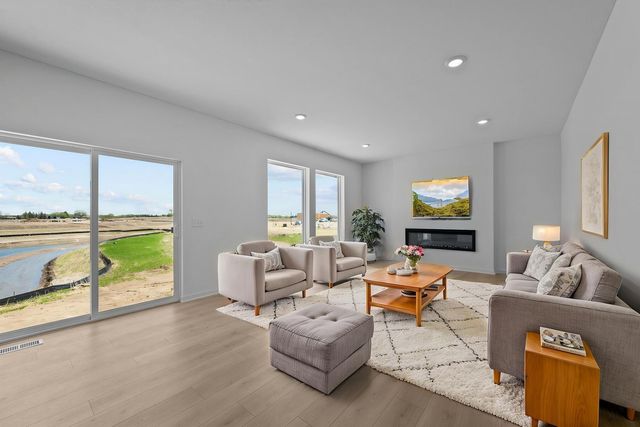 7250 Large Avenue NE, Otsego, MN 55301