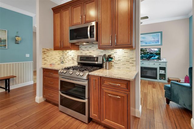 103 RIDGEWAY BOULEVARD, Deland, FL 32724