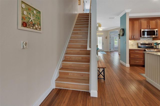 103 RIDGEWAY BOULEVARD, Deland, FL 32724