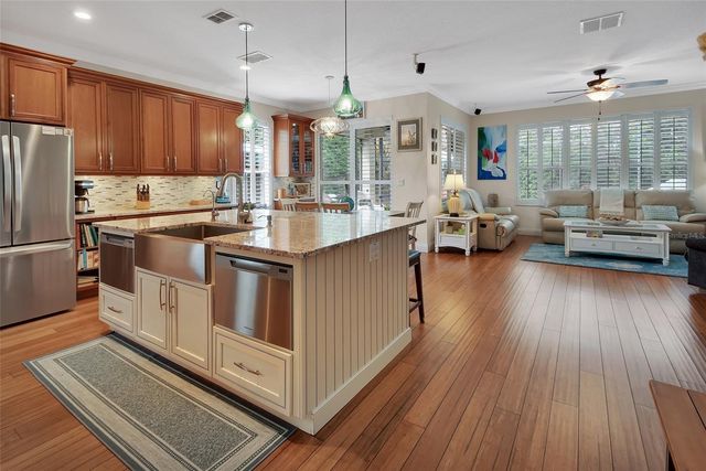 103 RIDGEWAY BOULEVARD, Deland, FL 32724