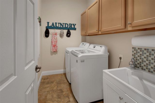 103 RIDGEWAY BOULEVARD, Deland, FL 32724