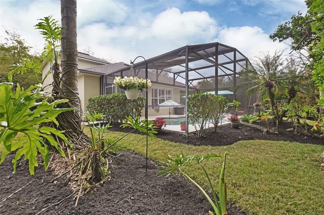 103 RIDGEWAY BOULEVARD, Deland, FL 32724