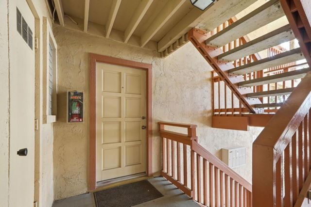 1035 Alta Mira Drive A, Santa Clara, CA 95051