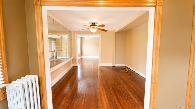 42 Whitney Avenue, Syosset, NY 11791