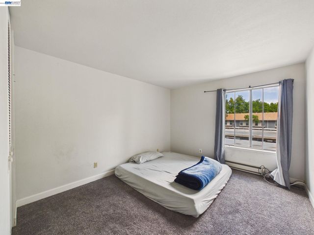1750 Halford Ave 211, Santa Clara, CA 95051