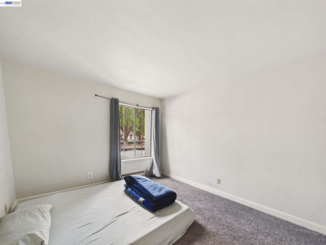 1750 Halford Ave 211, Santa Clara, CA 95051