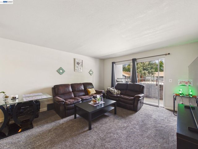 1750 Halford Ave 211, Santa Clara, CA 95051
