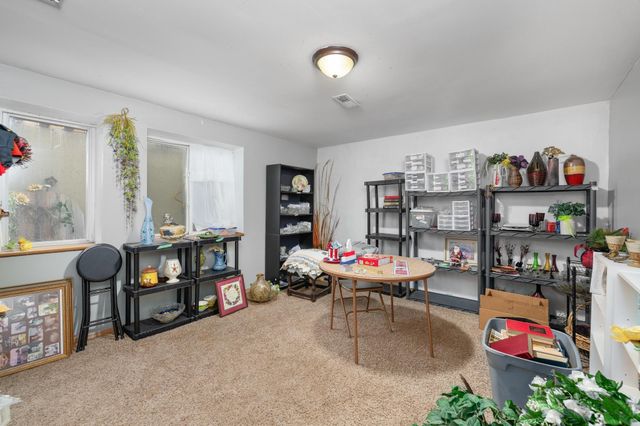 1764 N Myers Cir, Mulvane, KS 67110