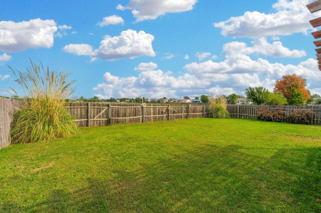 1764 N Myers Cir, Mulvane, KS 67110