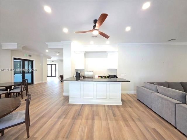 2600 S University Drive 229, Davie, FL 33328
