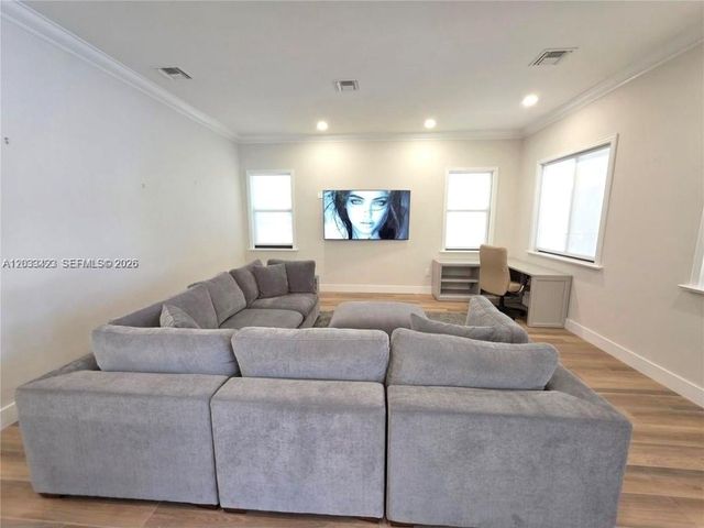 2600 S University Drive 229, Davie, FL 33328