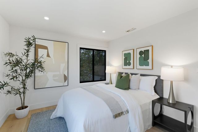 2766 Carolina Avenue, Redwood City, CA 94061