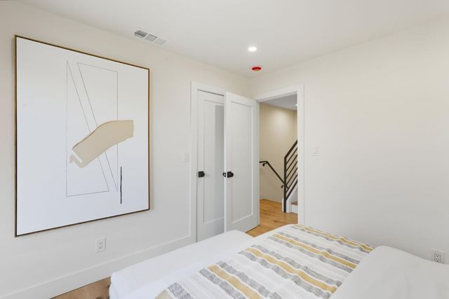 2766 Carolina Avenue, Redwood City, CA 94061