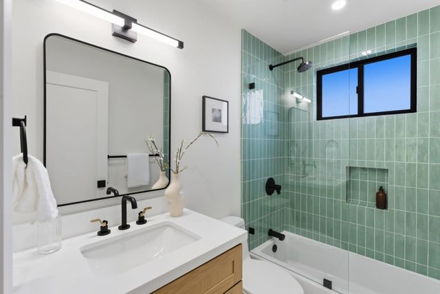 2766 Carolina Avenue, Redwood City, CA 94061