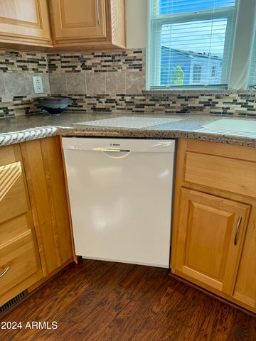 7750 E BROADWAY Road 776, Mesa, AZ 85208