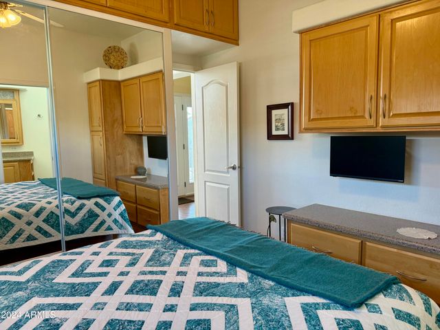 7750 E BROADWAY Road 776, Mesa, AZ 85208