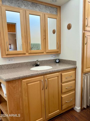 7750 E BROADWAY Road 776, Mesa, AZ 85208