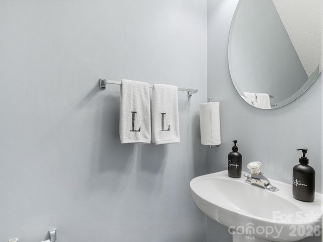 10783 Holly Ridge Boulevard, Charlotte, NC 28216