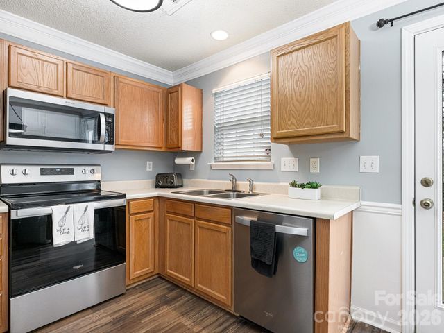 10783 Holly Ridge Boulevard, Charlotte, NC 28216