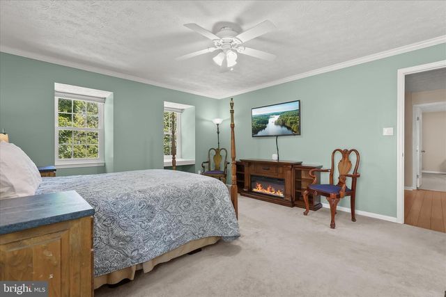 9533 RED APPLE LN, Columbia, MD 21046
