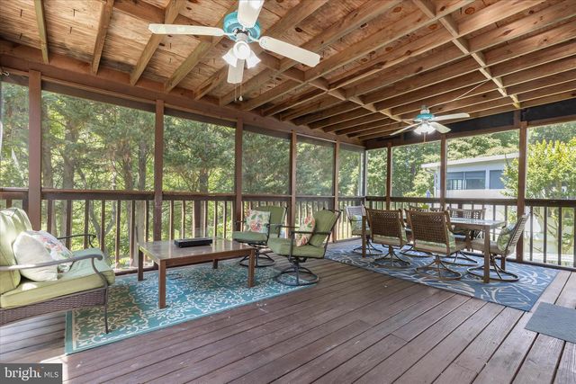 9533 RED APPLE LN, Columbia, MD 21046