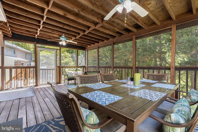 9533 RED APPLE LN, Columbia, MD 21046
