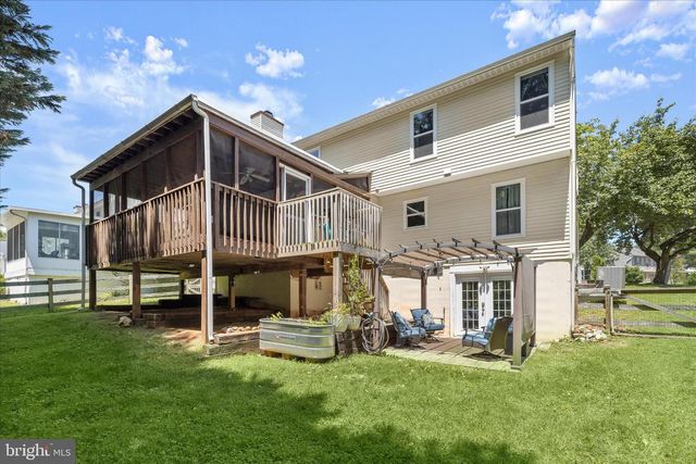 9533 RED APPLE LN, Columbia, MD 21046