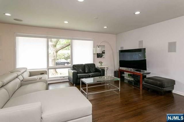 2 Monument Place, Cresskill, NJ 07626