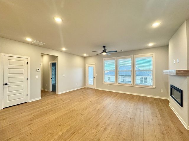 5900 SW Chiefs Avenue, Bentonville, AR 72713