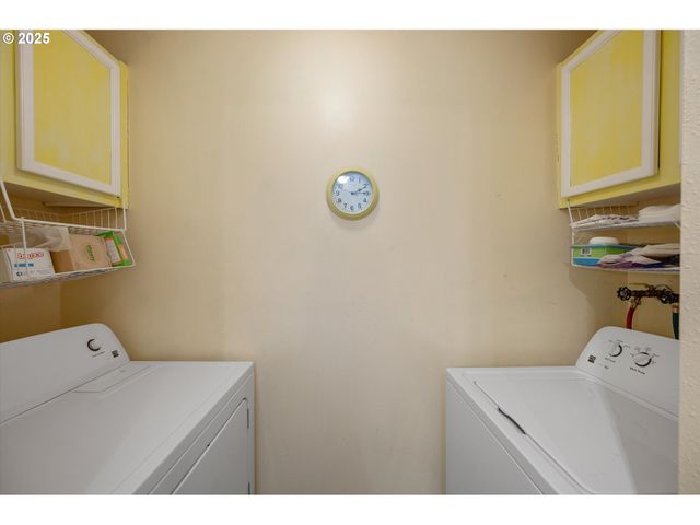 159 Sw FLORENCE Ave C15, Gresham, OR 97080