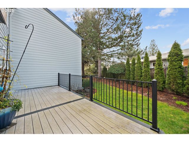 159 Sw FLORENCE Ave C15, Gresham, OR 97080
