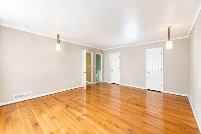 5014 Chaffin Dr, Nashville, TN 37221