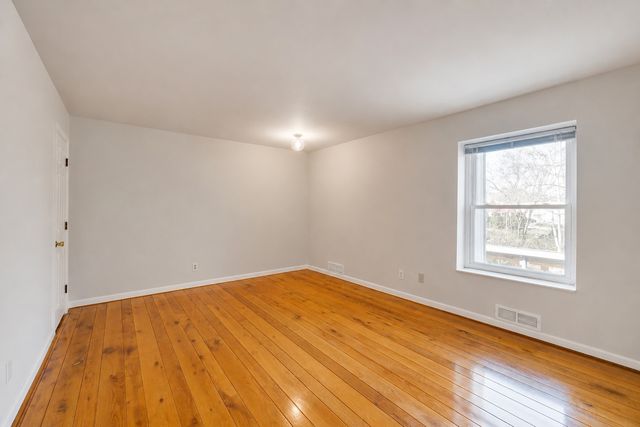 5014 Chaffin Dr, Nashville, TN 37221