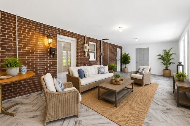 5014 Chaffin Dr, Nashville, TN 37221