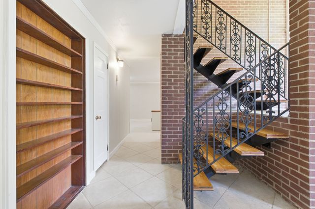 5014 Chaffin Dr, Nashville, TN 37221