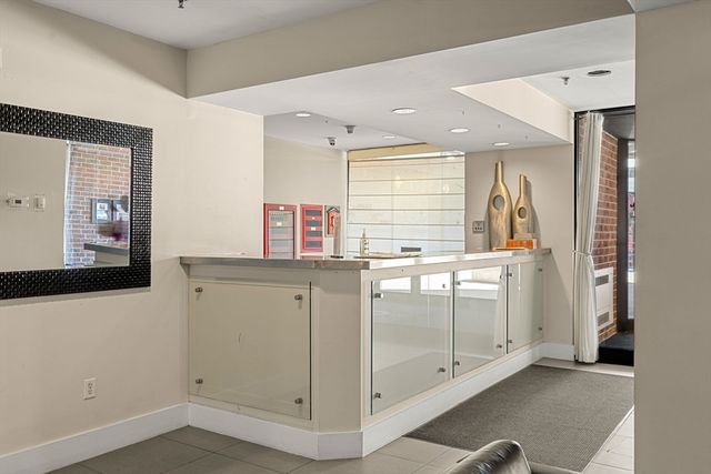 15 N. Beacon 910, Boston, MA 02134