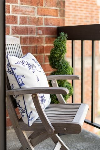 15 N. Beacon 910, Boston, MA 02134