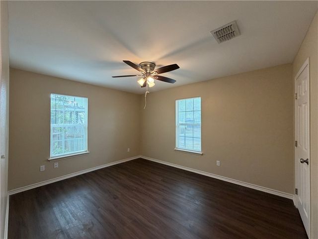 1618 Birch Pl, Corpus Christi, TX 78416