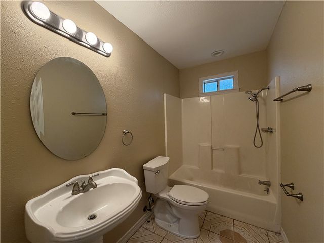 1618 Birch Pl, Corpus Christi, TX 78416