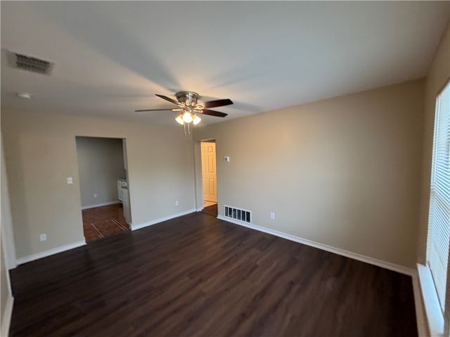 1618 Birch Pl, Corpus Christi, TX 78416