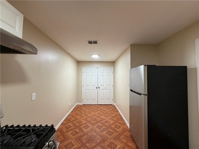 1618 Birch Pl, Corpus Christi, TX 78416