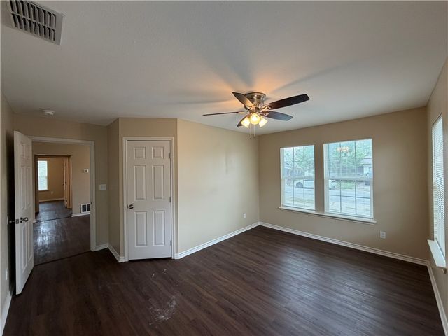 1618 Birch Pl, Corpus Christi, TX 78416