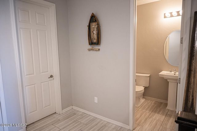 12224 N Amberwood Place, Marana, AZ 85653