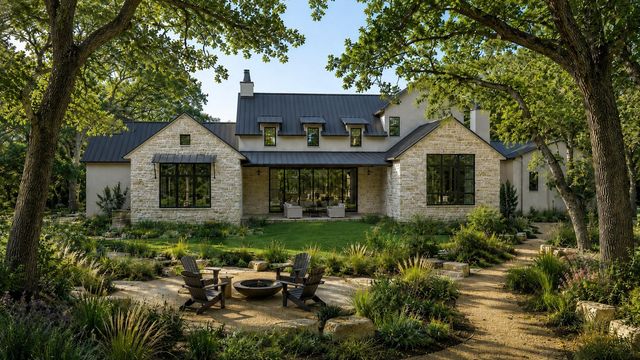 913 The Trails PKWY, Horseshoe Bay, TX 78657