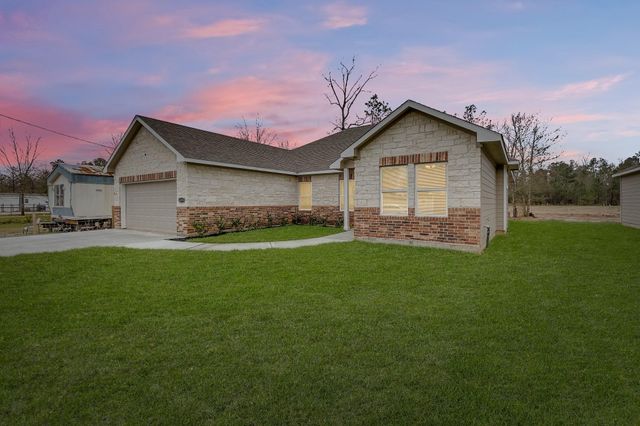 628 County Road 3414, Cleveland, TX 77327