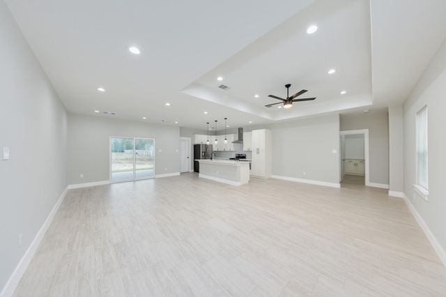 628 County Road 3414, Cleveland, TX 77327