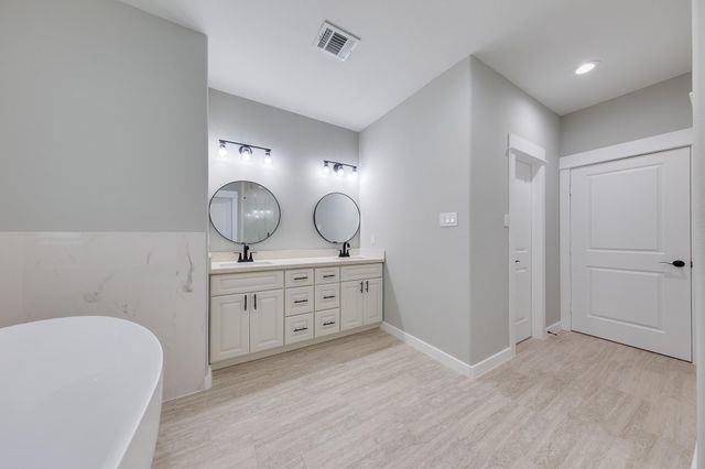 628 County Road 3414, Cleveland, TX 77327