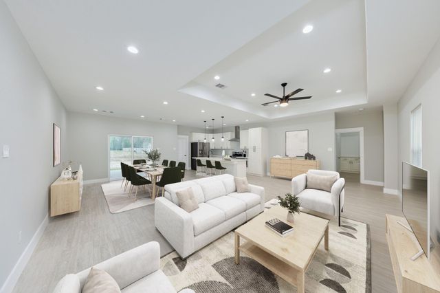 628 County Road 3414, Cleveland, TX 77327