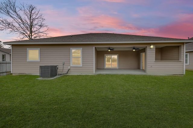 628 County Road 3414, Cleveland, TX 77327